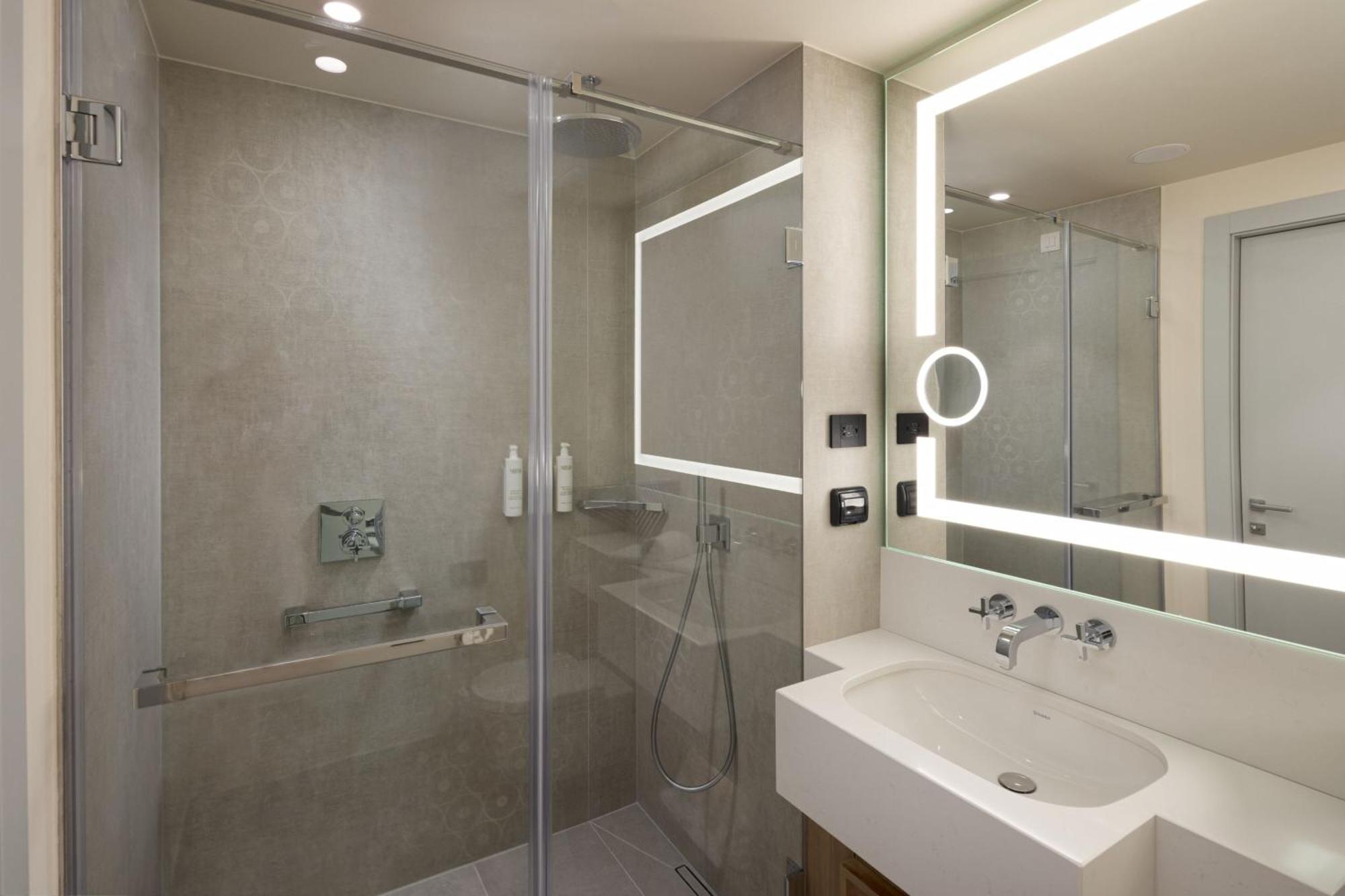 Courtyard By Marriott Cluj - Napoca Downtown酒店 外观 照片