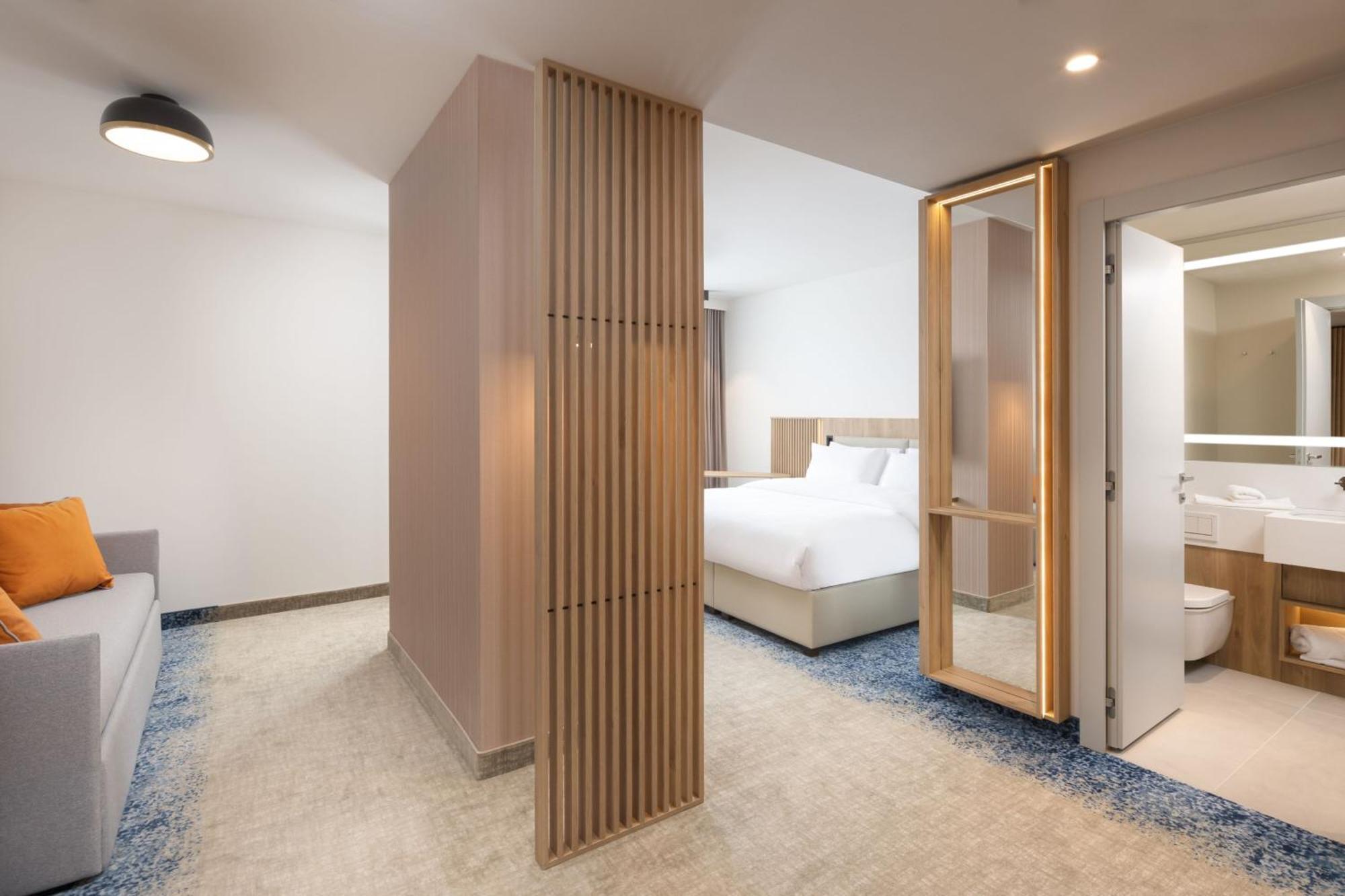Courtyard By Marriott Cluj - Napoca Downtown酒店 外观 照片