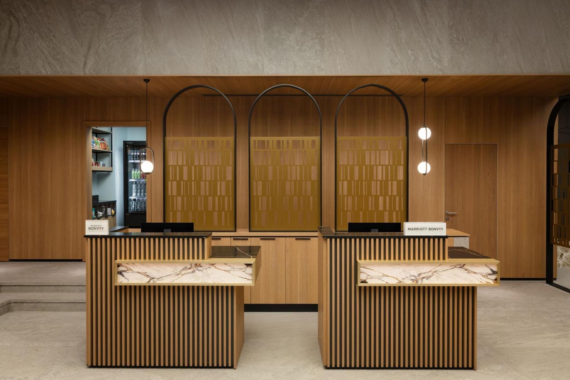 Courtyard By Marriott Cluj - Napoca Downtown酒店 外观 照片